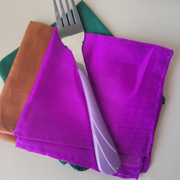 Fiesta Lilac Small Fork ~ Retired Color & Item ~ GUC ~ Fiestaware ~ Post-86 - Picture 14 of 16